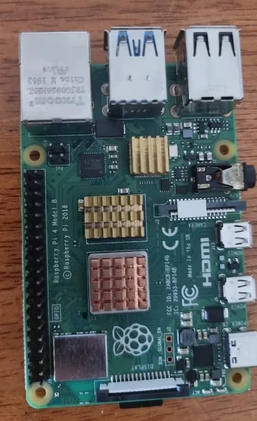 Raspberry Pi 4 Model B